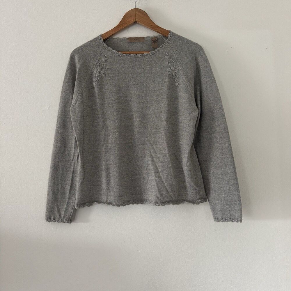 Merino Wool Blend Long Sleeve Top Sweater Embroidered Scallop Cottagecore Whimsy